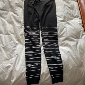 Old navy active leggings full length S